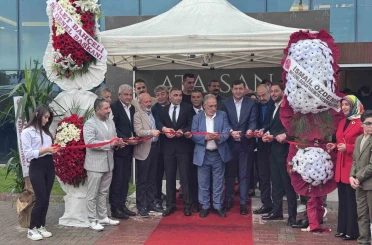 Ata-San Otomotiv yeni hizmet binası protokolün katılımıyla açıldı 