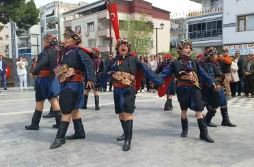 Atatürk’ün Aliağa’ya gelişinin 92. yıl dönümü törenlerle kutlandı 