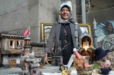 Atıkları sanata dönüştürüyor: Onun gözünde hiçbir şey ’çöp’ değil 