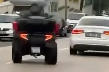 ATV ile drift attı, o anlar kameraya yansıdı
