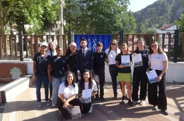 Avrupa Miras Gönüllüleri Mudurnu’da ilk projelerini tamamladı: Gönüllülere plaket verildi 