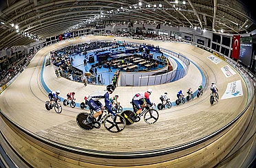 Avrupa Pist Bisikleti Şampiyonası’nın dördüncü günü rekorla başladı