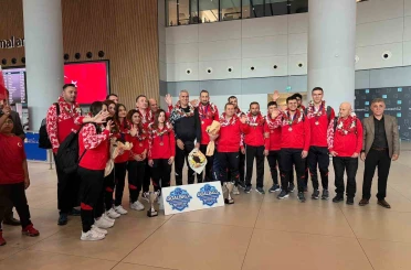 Avrupa şampiyonu kadın ve erkek Goalball Milli Takımı yurda döndü 