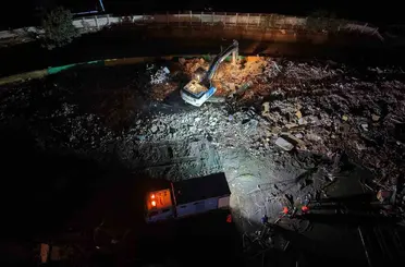 Ayazağa’da devam eden yıkım çalışması dronla havadan görüntülendi
