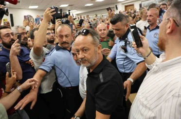 Aydın Büyükşehir Belediye Meclisi’nde gergin anlar 