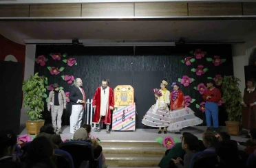 Aydın Büyükşehir Belediyesi’nden çocuklara tiyatro şöleni 