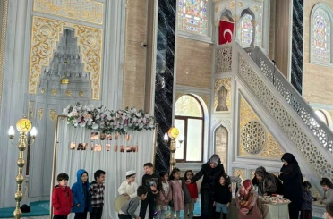 Aydın’da 4-6 yaş Kur’an kursu öğrencisi Yıldırım Kur’an-ı Kerim’i hatmetti 