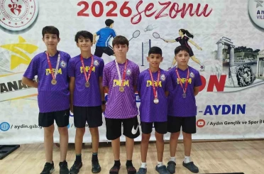 Aydınlı badmintoncular yarı finale yükseldi 