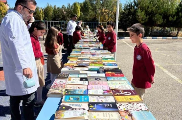 Aydıntepe’de ’Kültür ve Sohbet Odası’ yapımına destek amaçlı kitap fuarı düzenlendi 
