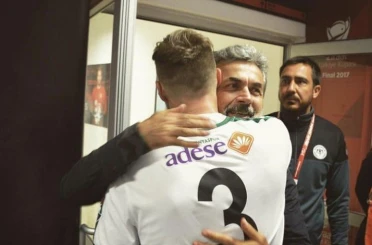 Aykut Kocaman'ın vazgeçilmeziydi: 36 yaşında kariyerini noktaladı
