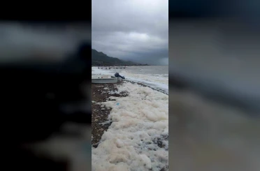 Ayvacık’ta deniz köpürdü 