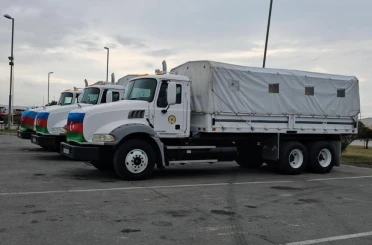 Azerbaycan, İran’a insani yardım gönderdi