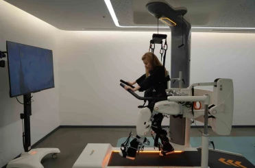 Azmin zaferi...29 yıl sonra ayağa kalkıp röportaj verdi 