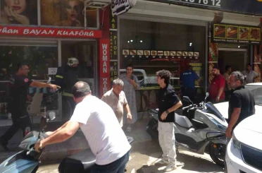 Babanın yaptığı kaynaktan çıkan kıvılcımlar, oğlunun işlettiği bayan kuaföründe yangın çıkardı 