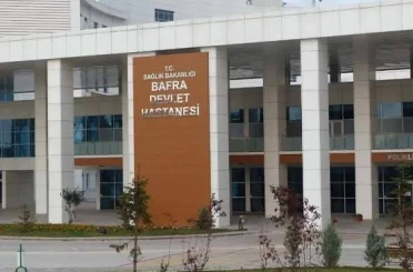 Bafra Devlet Hastanesi’nde trileçe tatlısı alarmı: 50 kişi zehirlenme şüphesiyle tedavi altına alındı 