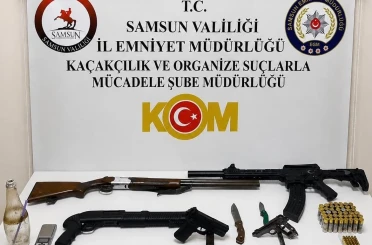 Bafra’da ruhsatsız silah operasyonu: 3 gözaltı 