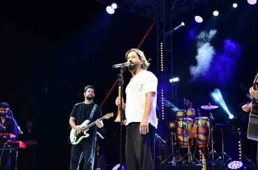 Bahçelievler Yaz Festivali’nde Koray Avcı rüzgarı 