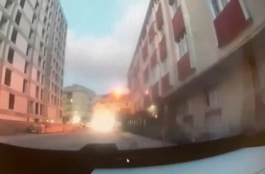 Bahçelievler’de binanın çökme anı kamerada 