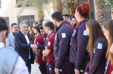 Bakan Bak, Suudi Arabistan’da milli sporcularla bir araya geldi 