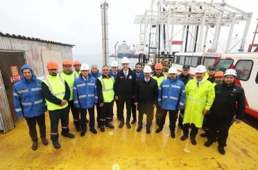 Bakan Bayraktar: "Günlük 200 milyon metreküplük bir gazı gemilerle alır hale geleceğiz" 