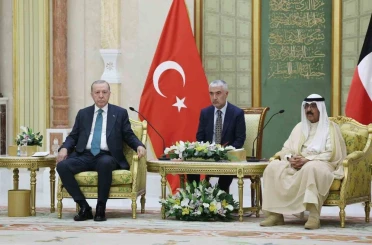 Bakan Bayraktar: "(Kuveyt ile) Enerji sektöründe ortak projeler geliştirmeyi ve karşılıklı deneyim paylaşımını hedefliyoruz" 