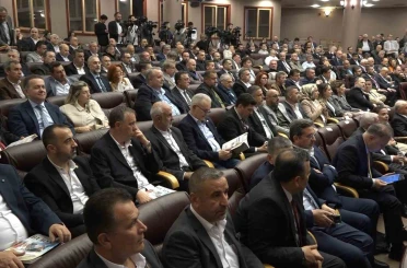Bakan Bolat, Bursa’da iş adamlarıyla bir araya geldi 