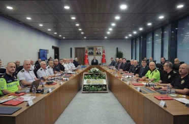 Bakan Çiftçi: "Bu zirve, Türkiye’nin diplomatik ağırlığını, kurumsal kapasitesini, güvenlik tecrübesini ve ev sahipliğini bütün dünyaya göstereceği son derece önemli bir buluşmadır" 