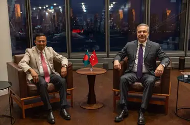 Bakan Fidan, Bangladeş Dışişleri Devlet Bakanı Kobir’i kabul etti
