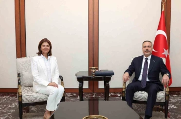 Bakan Fidan, BM Genel Sekreteri’nin Kıbrıs konusunda Şahsi Temsilcisi Holguin ile görüştü 