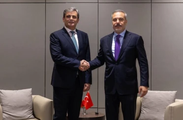 Bakan Fidan, Karadağlı mevkidaşı ile bir araya geldi 