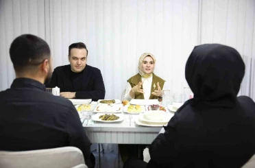 Bakan Göktaş, Aktaş ailesinin iftar sofrasına misafir oldu 