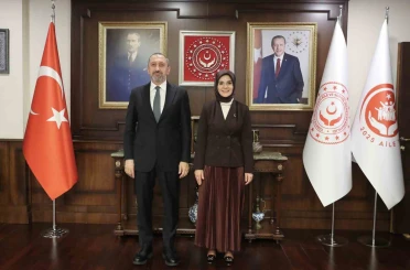 Bakan Göktaş, Cumhurbaşkanlığı Siber Güvenlik Başkanı Önal ile bir araya geldi 