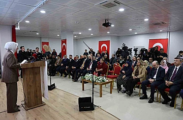 Bakan Göktaş "Yaşlılara yönelik hizmetleri bütüncül bir yaklaşımla sürdürüyoruz" 