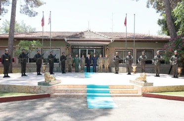 Bakan Güler, 9’uncu Mekanize Piyade Tümen Komutanlığı’nı ziyaret etti 