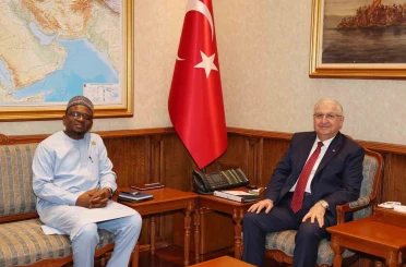 Bakan Güler, Gana’nın Ankara Büyükelçisi Nasiru-Deen’i kabul etti 
