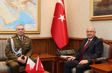 Bakan Güler, Polonya Genelkurmay Başkanı Orgeneral Kukula’yı kabul etti