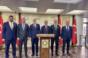 Bakan Işıkhan: "İşsizlik oranımız geçen aya göre 0,1 puan azalarak yüzde 8,5 oldu" 