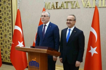 Bakan Işıkhan Malatya’da temaslarına başladı 