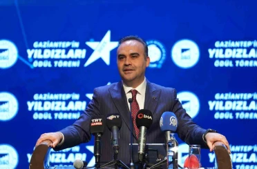 Bakan Kacır: "23 yıl önce 36 milyar dolar olan yıllık ürün ihracatımız 270,6 milyar dolara çıktı" 