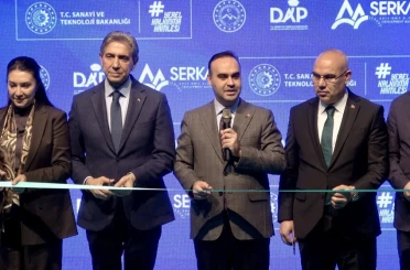 Bakan Kacır: "Türkiye Yüzyılı’nı kararlılıkla inşa ediyoruz"