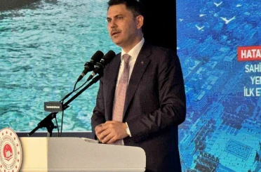 Bakan Kurum: "Sındırgı’da 80’i konut 127 bağımsız bölümün ağır hasarlı olduğunu belirledik" 