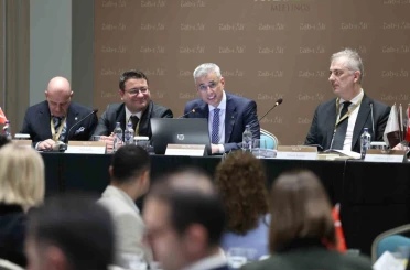 Bakan Memişoğlu: "Geleceğe yön veren bir sağlık sistemini inşa edeceğiz" 