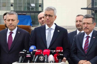 Bakan Memişoğlu Trabzon Şehir Hastanesi için "Kayıyor" eleştirilerine cevap verdi 