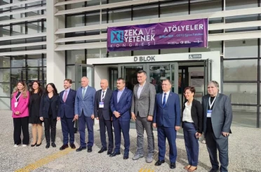 Bakan Tekin, ODTÜ’de zeka ve yetenek atölyelerini yerinde inceledi 