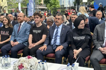 Bakan Tekin: "Türkiye eğitim, öğretim süreçlerinde son 20 yılı baz aldığımızda devrim niteliğinde işler yaptı"