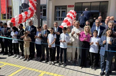 Bakan Tekin: "Türkiye son 20 yılda eğitim öğretimde fiziki altyapı, teknolojik altyapı ve akademik içerik açısından devrim niteliğinde işler yaptı" 