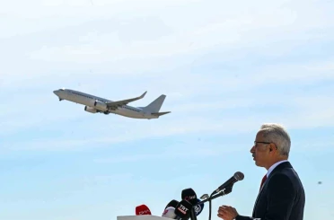 Bakan Uraloğlu: "Antalya Havalimanı’nda yeni hava trafik kontrol kulemizin betonarme imalatlarında 46 metre seviyesine ulaştık" 