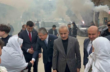 Bakan Uraloğlu: "İnşallah önümüzdeki sene de her şeyle beraber bu yolu bitireceğiz" 