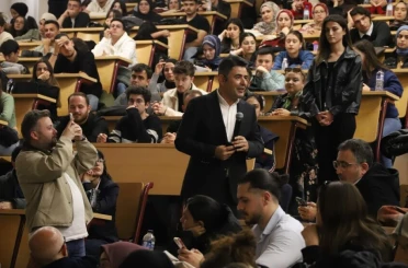 Bakan Yardımcısı Boyraz, öğrencilere "Türkiye Yüzyılı’nda Ulaştırma Vizyonu"nu anlattı