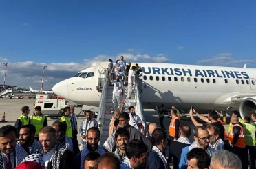 Bakan Yerlikaya: "36’sı Türk 137 aktivisti güven içinde İstanbul’a ulaştırdı" 